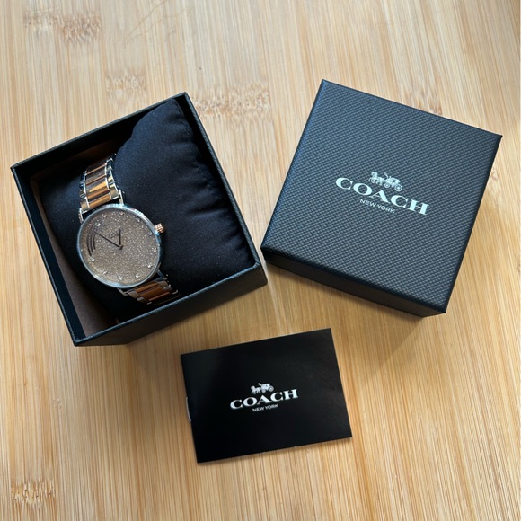 Coach Perry Watch With 36mm Silver Sparkley Face & RoseGold Bracelet - Picture 6 of 6